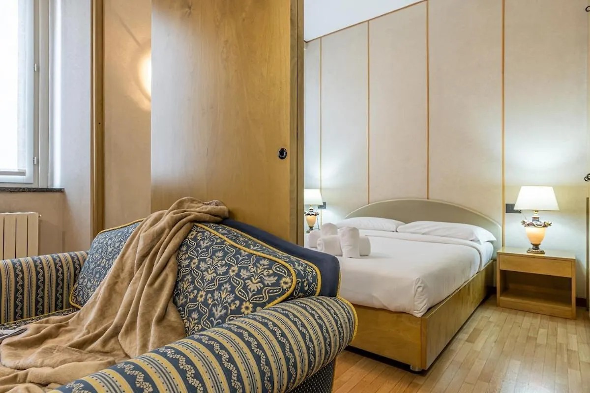 Duomo Suite - B Home Milan Apartment